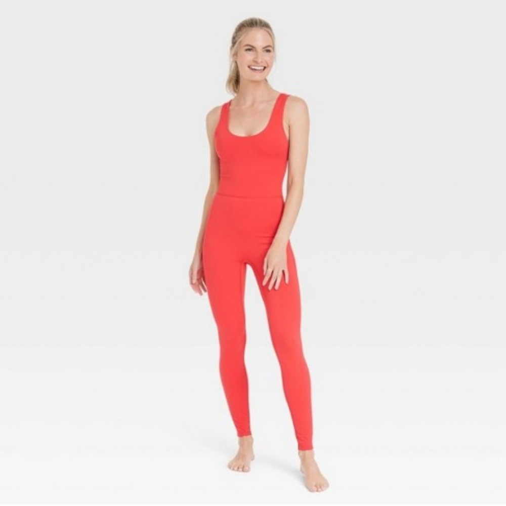 Brushed Scult Scoop Neck Bodysuit❤️